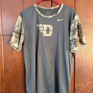 Nike Men's Graphic Tee with Camouflage Sleeves - Black and Green